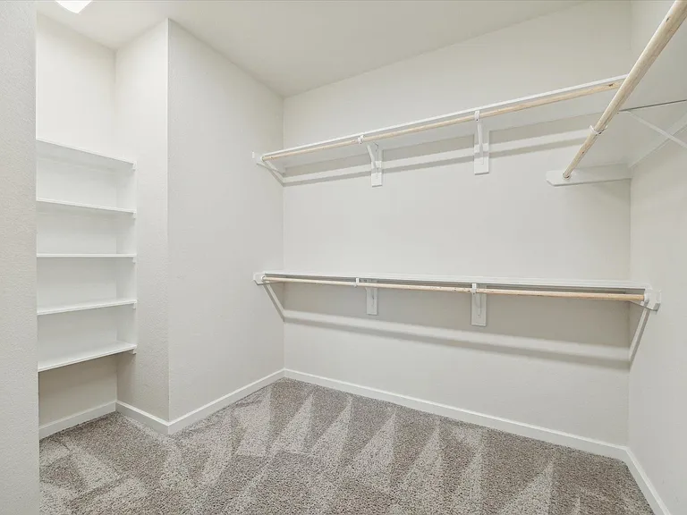 9219 Edgeberry Dr — Photo 16
