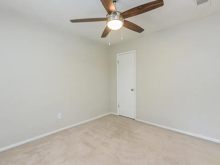 Ashley Oaks Apartments — Photo 57