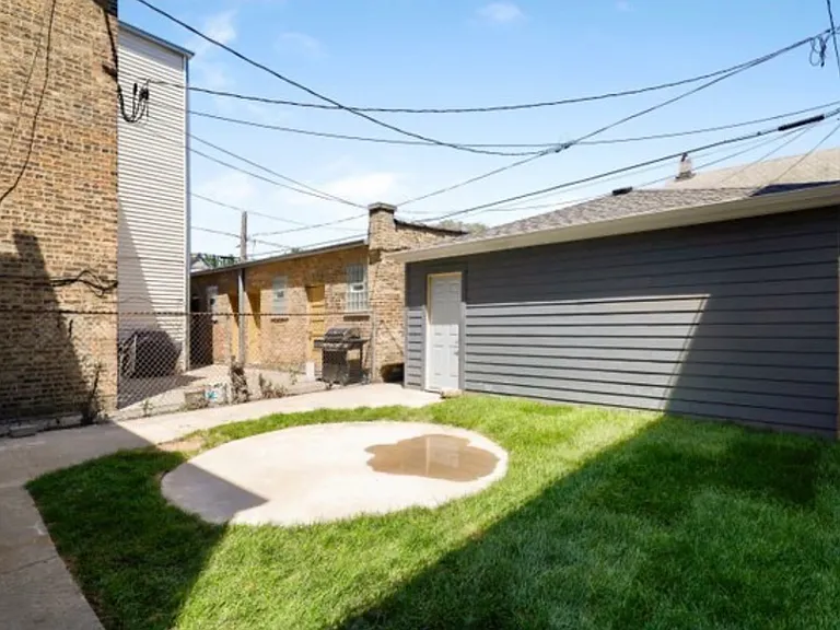 2103 N Kostner Ave #1 — Photo 13