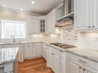 49 High Point Cmns, Marlborough, CT 06447