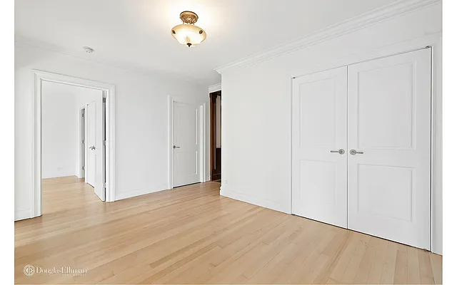 Rented by Douglas Elliman | media 14