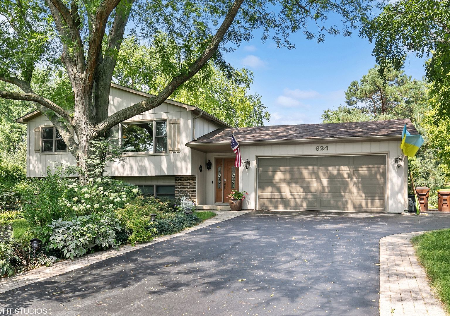 624 Pauline Ct, Gilberts, IL 60136 Zillow