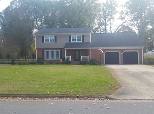 322 Powhatan Dr, Poquoson, VA 23662