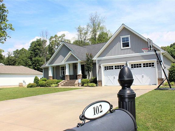 3rd image of 102 Westhaven Ln