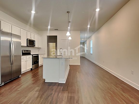 5th image of 2111 Saffron Walden Dr