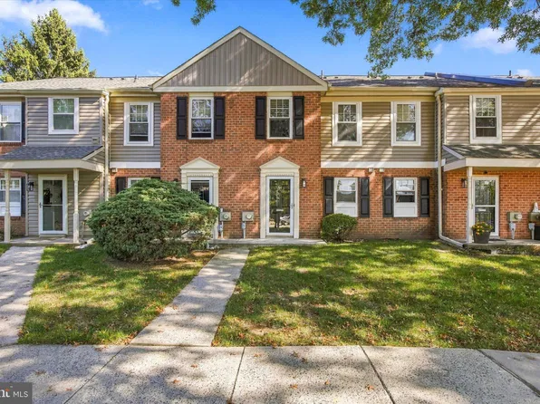 34 Winston Ct #34-105-U, Blue Bell, PA 19422