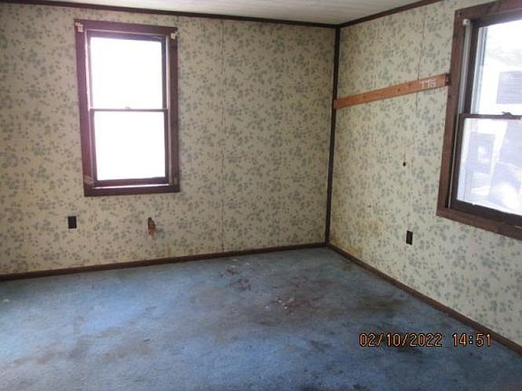3rd image of 4116/4125 Lake Dr