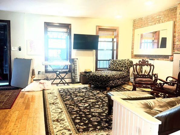 808 Sterling Pl