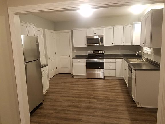3rd image of 2466 Nordman Dr