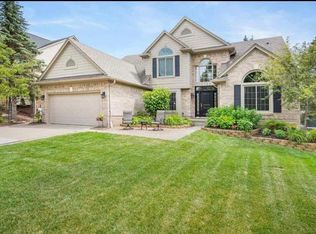 1724 Chase Dr, Rochester, MI 48307