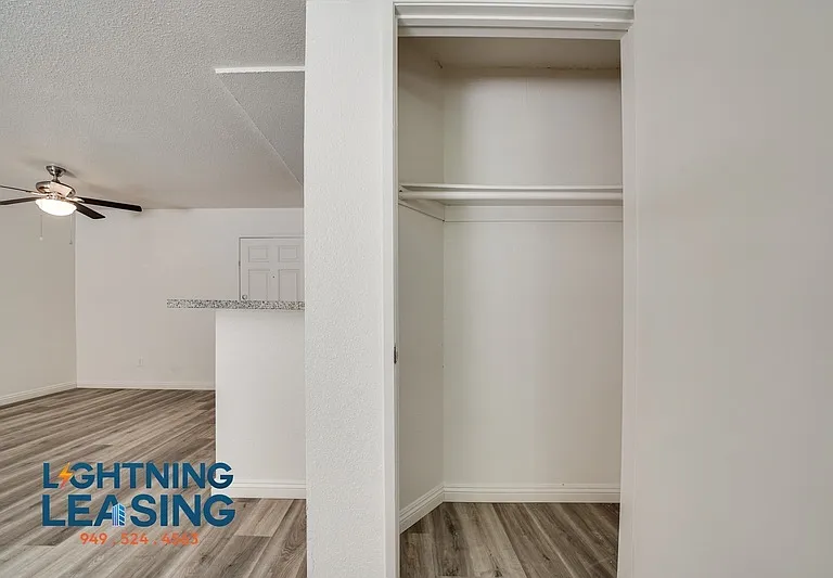 2850 Riverside Dr #3-207 — Photo 21
