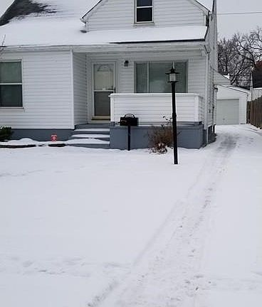 2nd image of 12312 Darlington Ave
