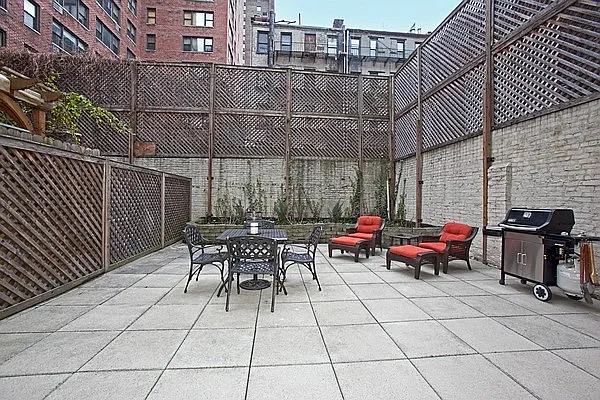 Sold by Nest Seekers International | media 27