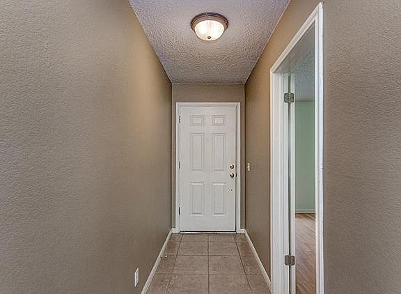 4th image of 1708 Jerusalem Dr