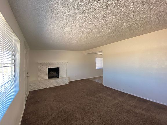 5th image of 37590 Mulberry Ave