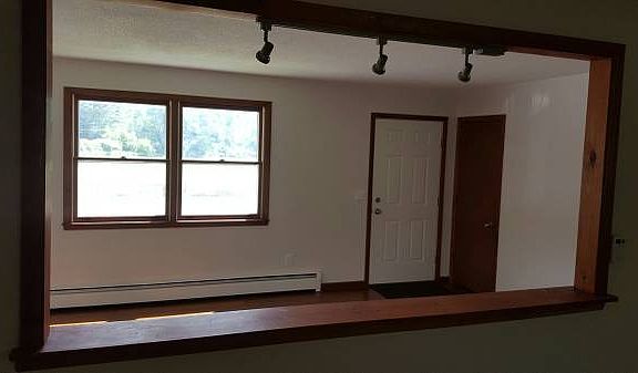 from kitchen to livingroom