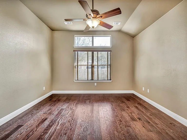 105 Latitude Ln — Photo 22