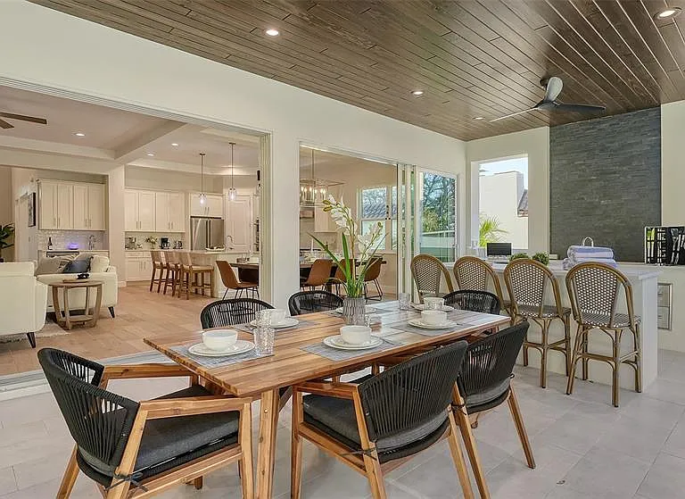 1537 Siesta Dr — Photo 62