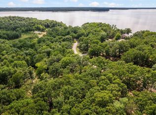 33 & 19 Lakeside Dr, Mount Pleasant, TX 75455