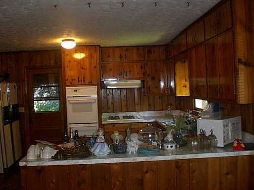 4th image of 772 Prince Ave