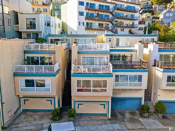 3rd image of 3258 Market St APT 3