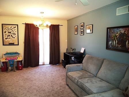 5th image of 100B Karen Dr