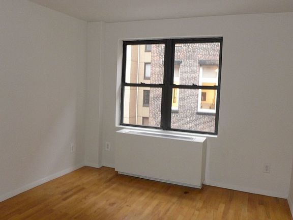 4th image of 334 E 74th St APT 4E