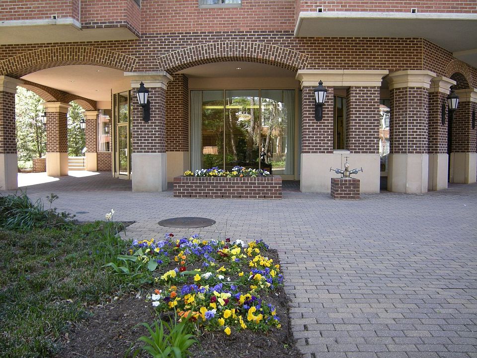 Ballston Park -Entrance
