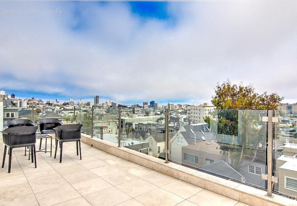 1st image of 3047 Clay St #X7