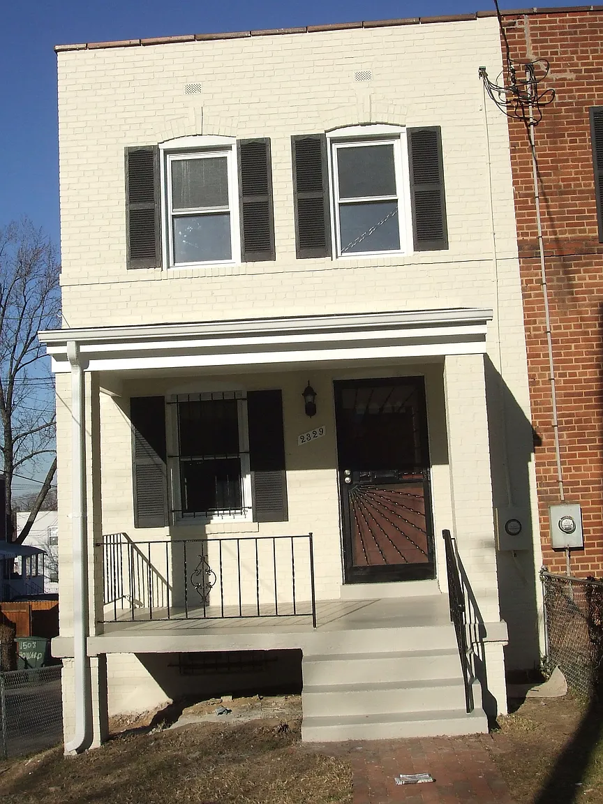 2329 15th Pl SE photo 1