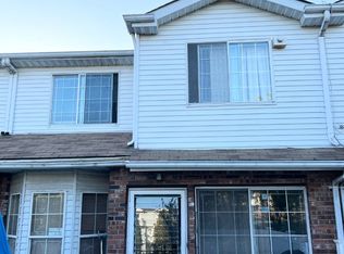 45A Country Dr W #45A, Staten Island, NY 10314