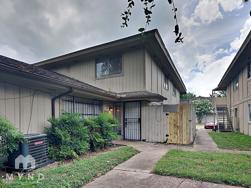 1st image of 5632 Birchmont Dr APT C