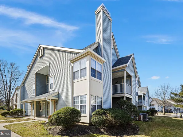 48 Andover Pl, Robbinsville, NJ 08691