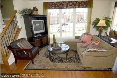 Easton Traditional Family Room