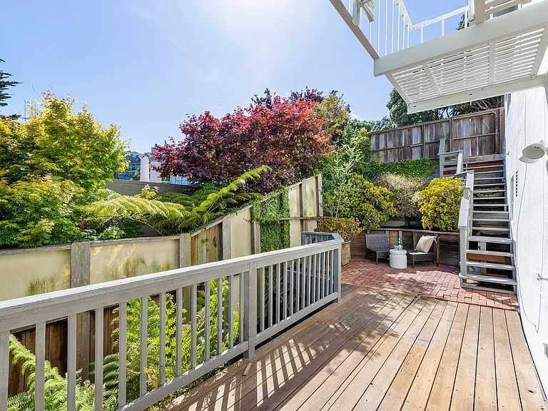 333 Roosevelt Way #A — Photo 25