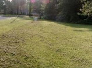 2323 S 7th St, Rogers, AR 72758