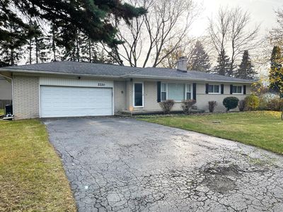 2220 Joy Rd, Auburn Hills, MI, 48326