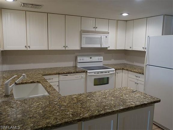 3rd image of 1900 Clifford St APT 107