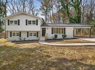 5001 Kinlock Dr, Durham, NC 27712