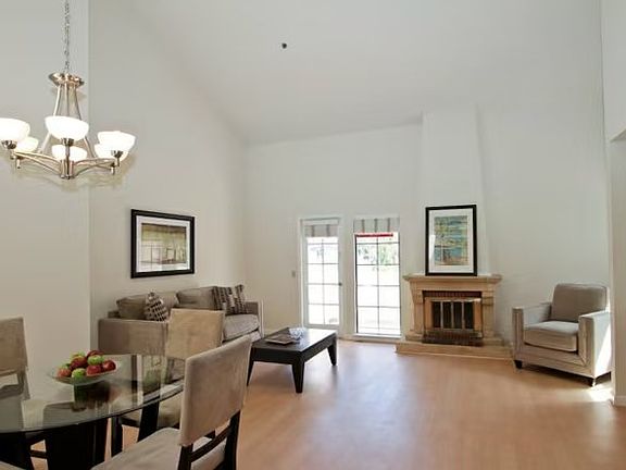 3rd image of 10218 Nile Dr