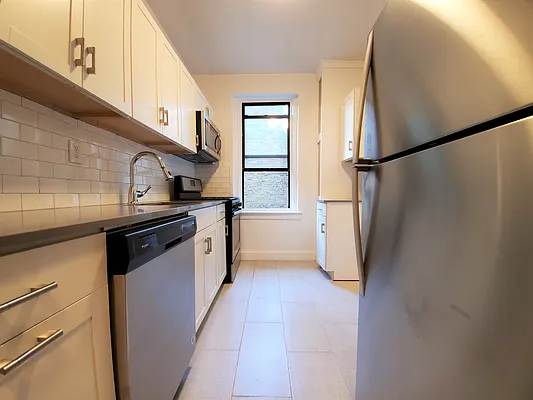 Rented by Living New York | media 25