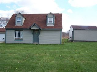 810 N Albright McKay Rd NE, Brookfield, OH 44403