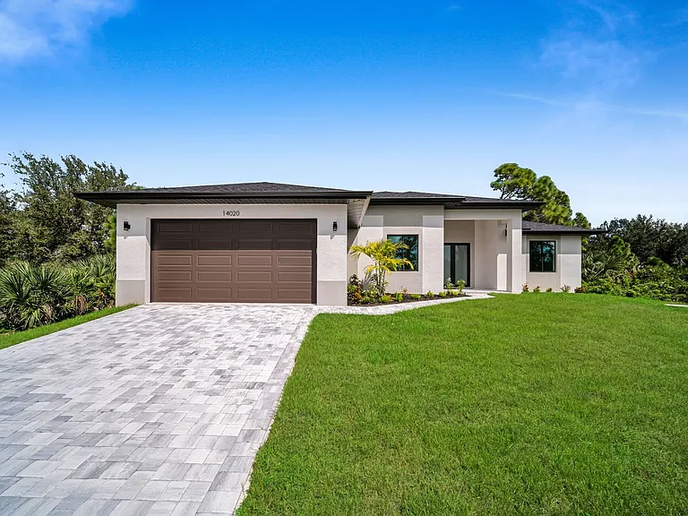 14020 Chesswood Ln — Photo 1