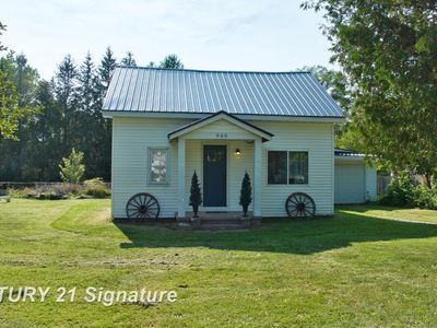 900 Day Rd, Saginaw, MI, 48609