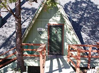 952 Grass Valley Rd, Lake Arrowhead, CA 92352