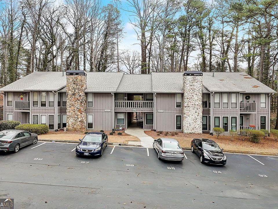 1st image of 5003 Woodridge Way