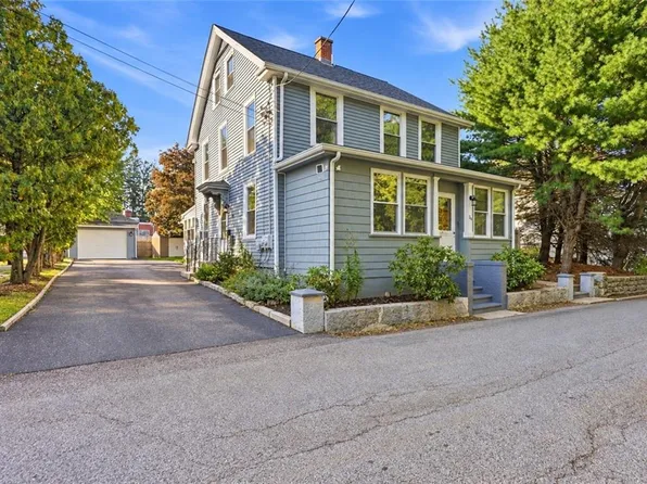 36 Greenhill St, West Warwick, RI 02893