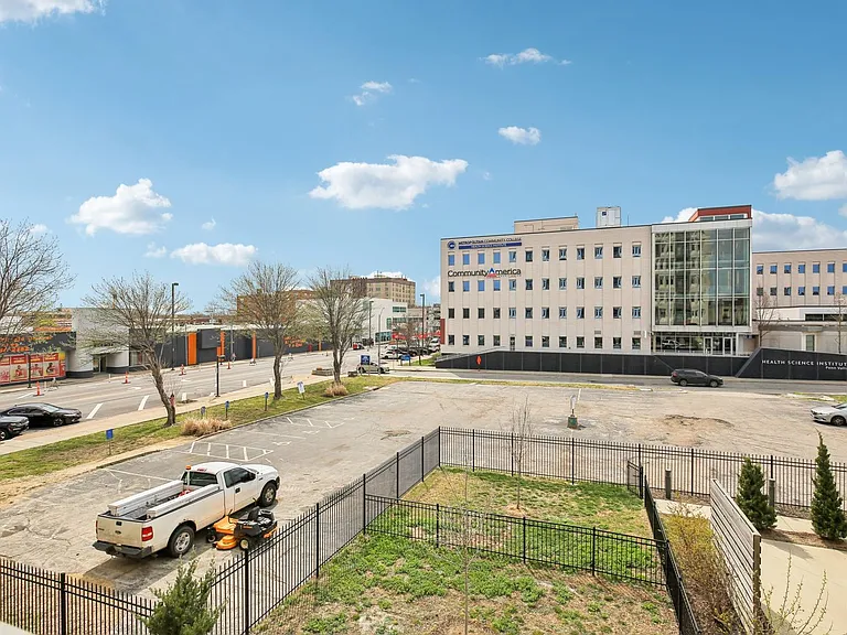 Midtown Plaza — Photo 83
