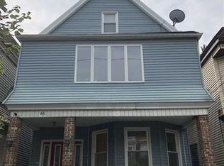 46 W 42nd St, Bayonne, NJ 07002