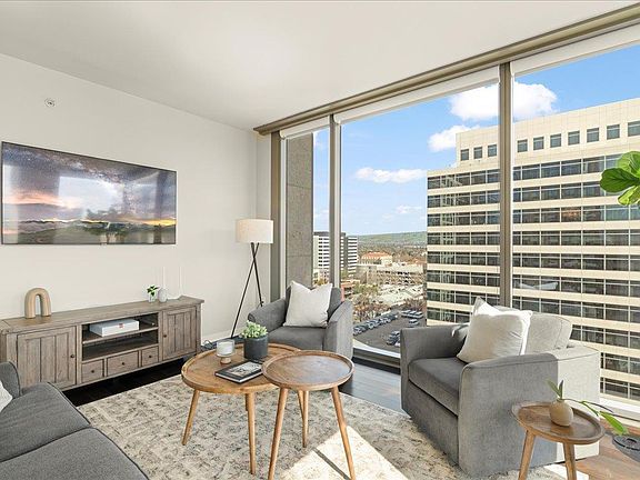 4th image of 38 N Almaden Blvd Unit 1300